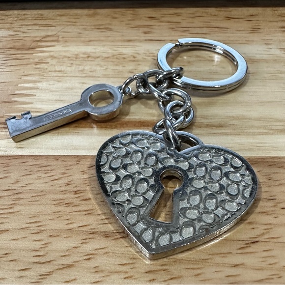 Coach Accessories - Coach Vintage Y2K Silver tone Heart Keyhole Keychain